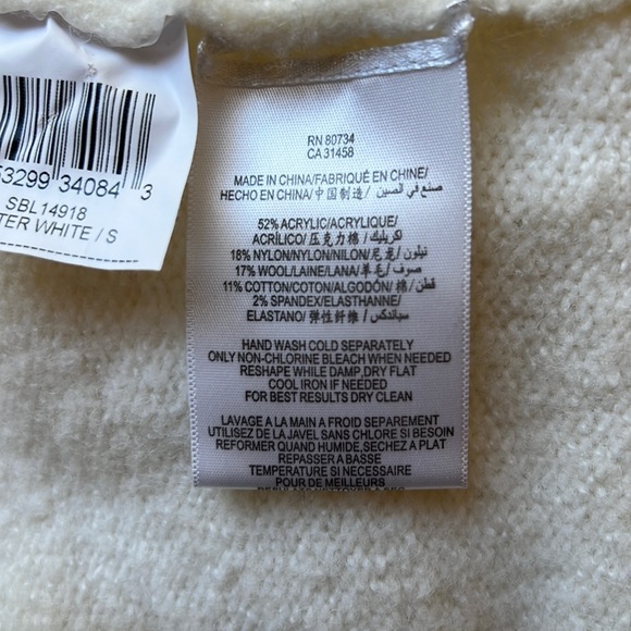 BCBG tunic sweater - Picture 5 of 5